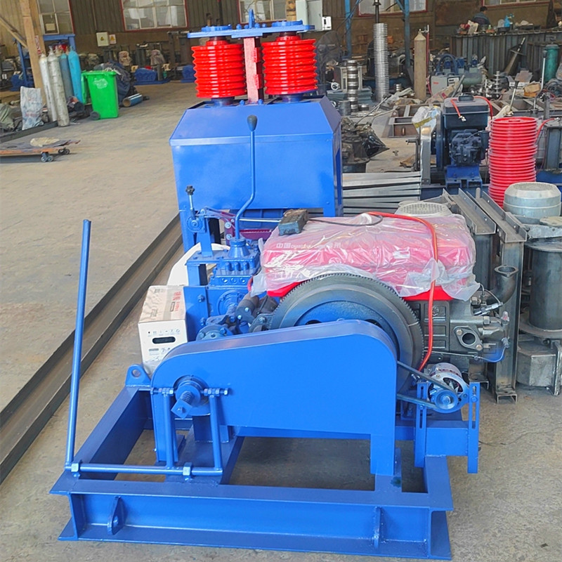 Industrial winch manufacturer